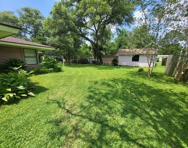 706 Maple St - Photo Thumbnail 29