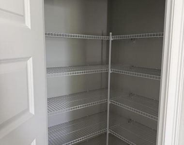 121 Carillo Street Ne - Photo Thumbnail 22