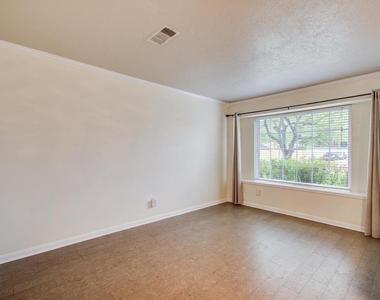 6030 Willowbend Boulevard - Photo Thumbnail 8