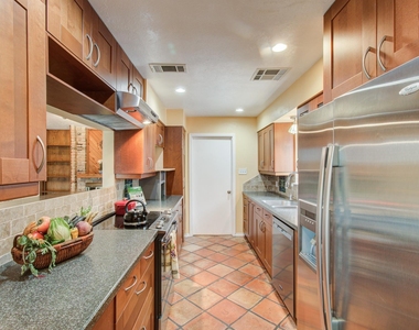 6030 Willowbend Boulevard - Photo Thumbnail 31