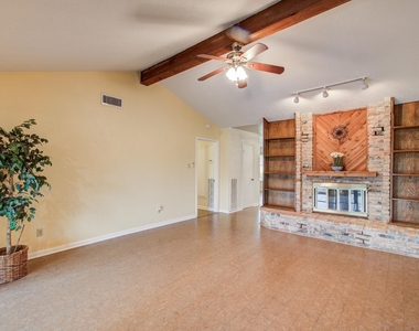 6030 Willowbend Boulevard - Photo Thumbnail 24