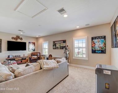 7137 Vilano Lane - Photo Thumbnail 26