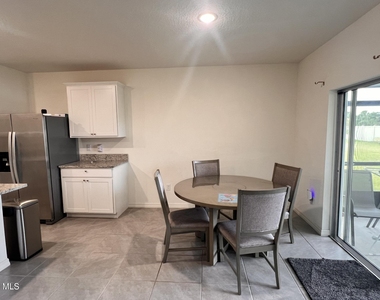 1322 Mcfarland Drive - Photo Thumbnail 5