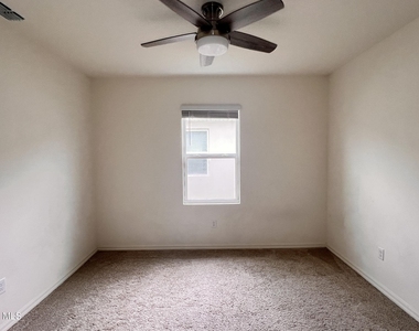 1322 Mcfarland Drive - Photo Thumbnail 2