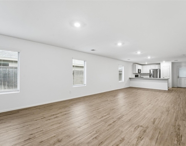 213 Rustic Ridge Circle - Photo Thumbnail 4