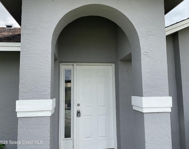 1712 Valcourt Street Nw - Photo Thumbnail 3