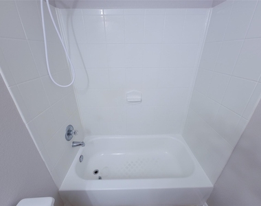20759 Cypress Crescent Lane Lane - Photo Thumbnail 18