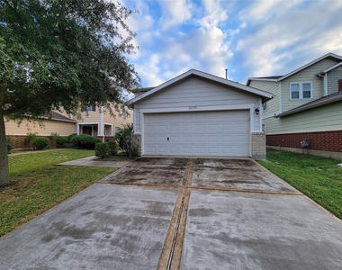 20759 Cypress Crescent Lane Lane - Photo Thumbnail 31