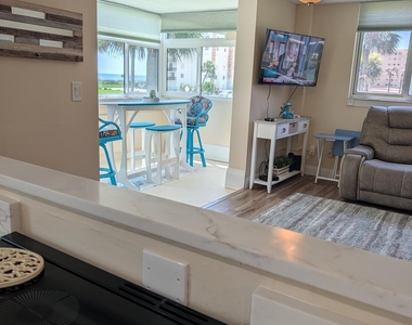 2020 N Atlantic Avenue - Photo Thumbnail 11