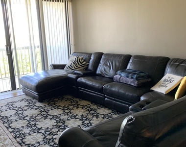 300 Columbia Drive - Photo Thumbnail 7