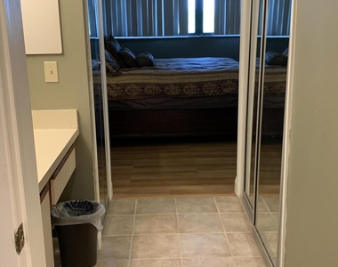 300 Columbia Drive - Photo Thumbnail 9