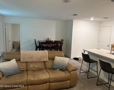 720 Avalon Street Se - Photo Thumbnail 6