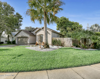 2900 Pebble Creek Street - Photo Thumbnail 2