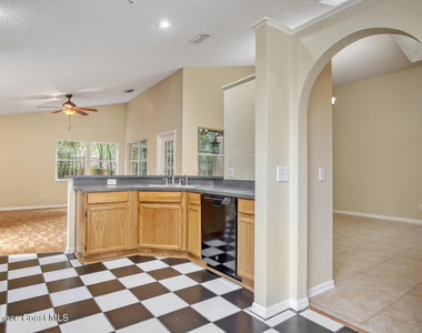 2900 Pebble Creek Street - Photo Thumbnail 9
