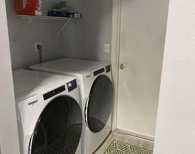 4510 Tina Street - Photo Thumbnail 5