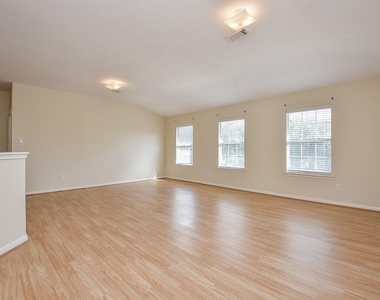 23527 Maple View Drive - Photo Thumbnail 15