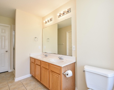 23527 Maple View Drive - Photo Thumbnail 12