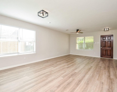 16406 Star Canyon Court - Photo Thumbnail 7