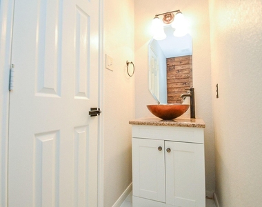 16406 Star Canyon Court - Photo Thumbnail 15