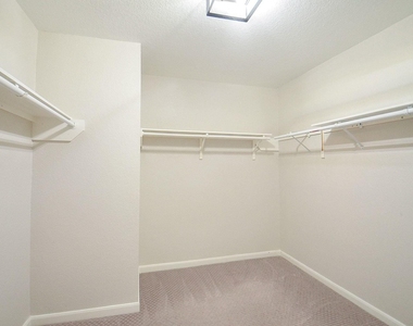16406 Star Canyon Court - Photo Thumbnail 21