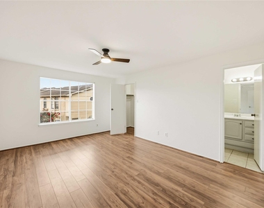 7589 Cambridge Street - Photo Thumbnail 12