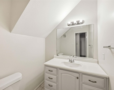 7589 Cambridge Street - Photo Thumbnail 11