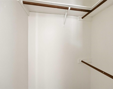 7589 Cambridge Street - Photo Thumbnail 20
