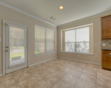 10 Quillwood Place - Photo Thumbnail 4