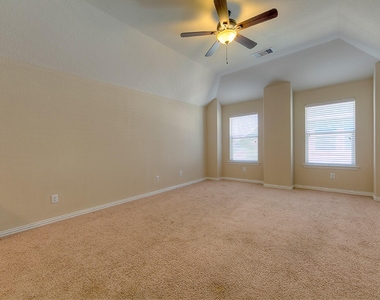 10 Quillwood Place - Photo Thumbnail 18