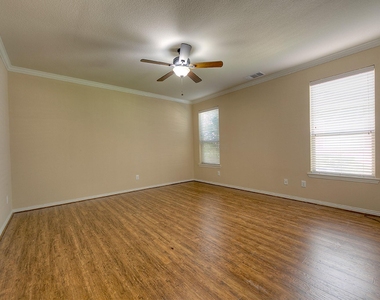 10 Quillwood Place - Photo Thumbnail 12