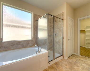 10 Quillwood Place - Photo Thumbnail 15