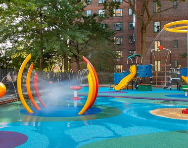 Stuyvesant Oval - Photo Thumbnail 10