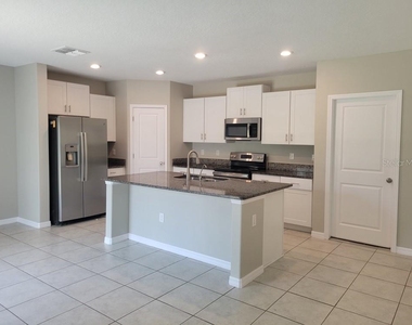 13770 Sea Bridge Drive - Photo Thumbnail 5