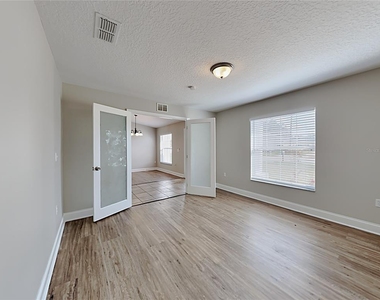 405 Danube Way - Photo Thumbnail 13