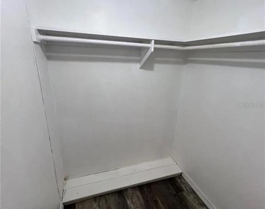 8414 Clover Hill Loop - Photo Thumbnail 6