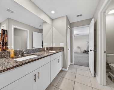 10291 Shady Preserve Drive - Photo Thumbnail 25