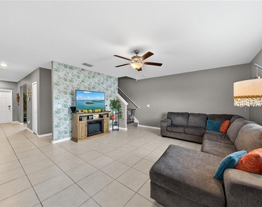 10291 Shady Preserve Drive - Photo Thumbnail 11