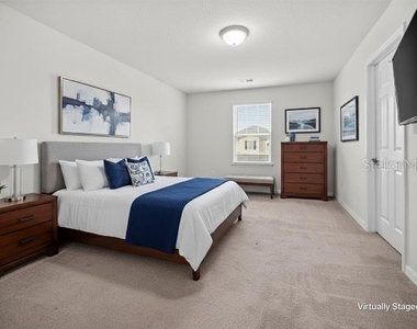 9157 Hillcroft Drive - Photo Thumbnail 4