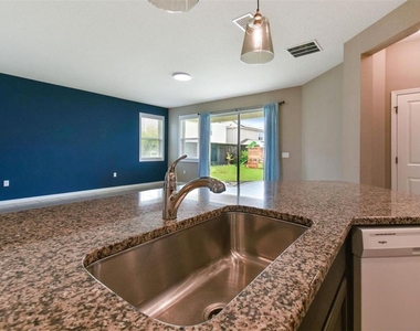 10606 Laguna Plains Drive - Photo Thumbnail 22