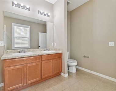 10606 Laguna Plains Drive - Photo Thumbnail 28