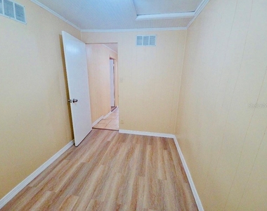 1018 E Holland Avenue - Photo Thumbnail 14