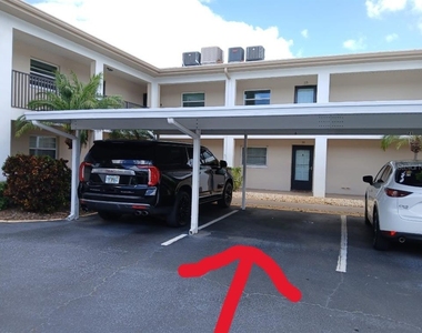 10350 Imperial Point Drive W - Photo Thumbnail 3