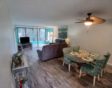 10350 Imperial Point Drive W - Photo Thumbnail 25
