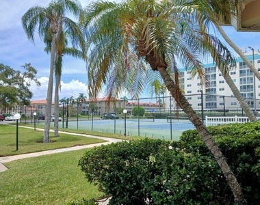 10350 Imperial Point Drive W - Photo Thumbnail 38