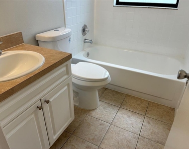 5101 S Clarice Court - Photo Thumbnail 7