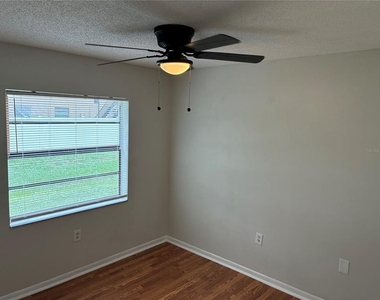 5101 S Clarice Court - Photo Thumbnail 8
