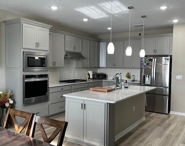 3900 Almond Brook Boulevard - Photo Thumbnail 3