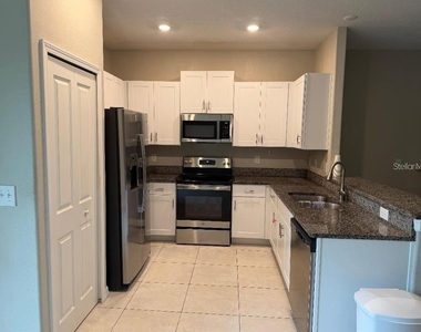11905 Castine Street - Photo Thumbnail 2