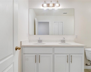 32103 Pond Apple Bend - Photo Thumbnail 17