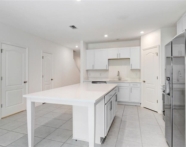 32103 Pond Apple Bend - Photo Thumbnail 4